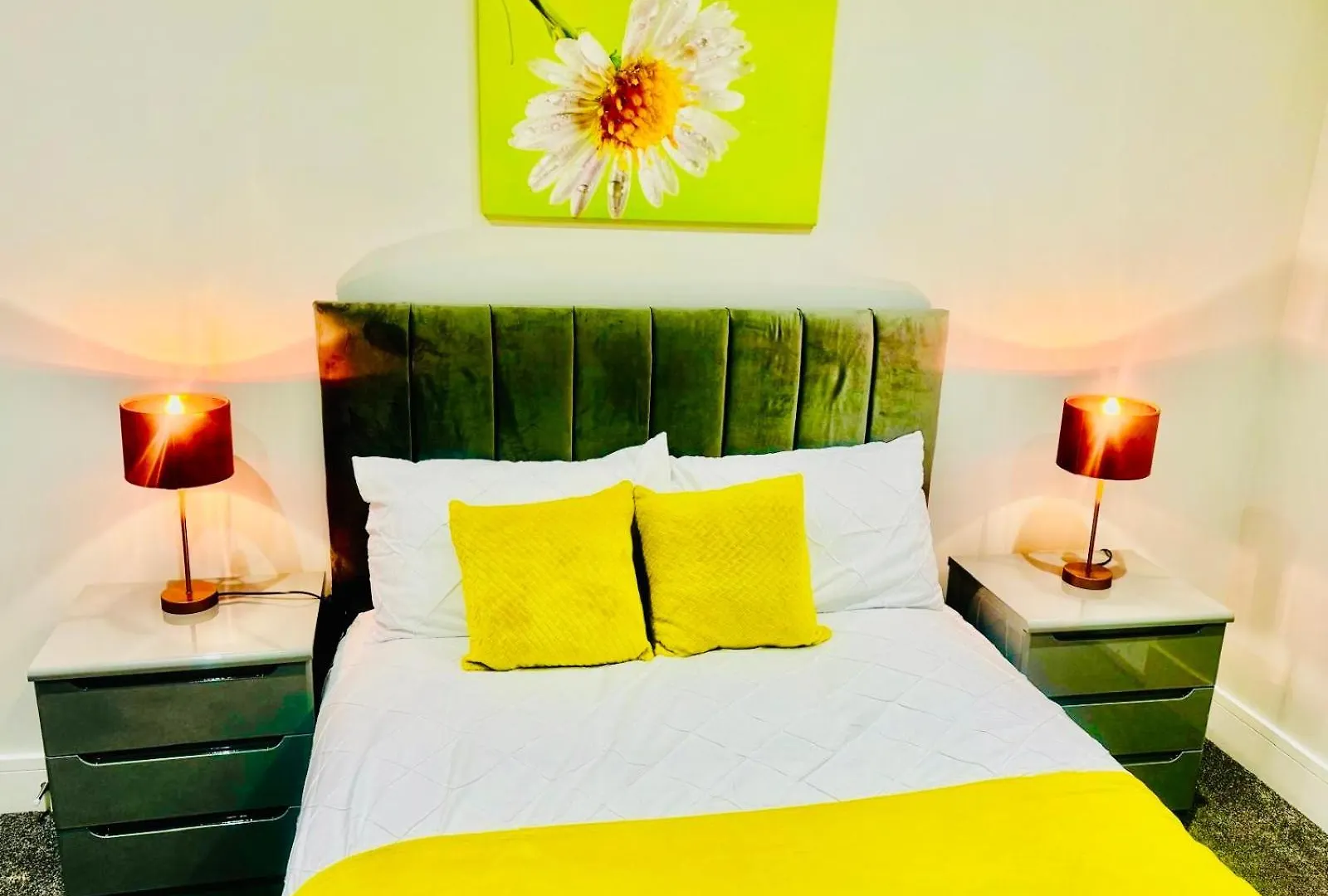 Icare Lodge Ltd,Safwaan House. Barking  Apartment Barking (Greater London)